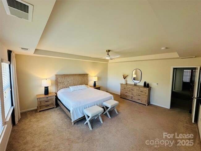 Building Photo - 428 Moses Dr