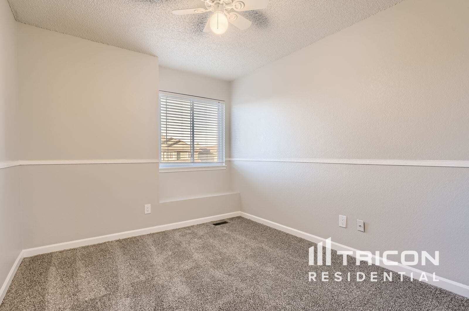 Building Photo - 16854 Dandelion Way
