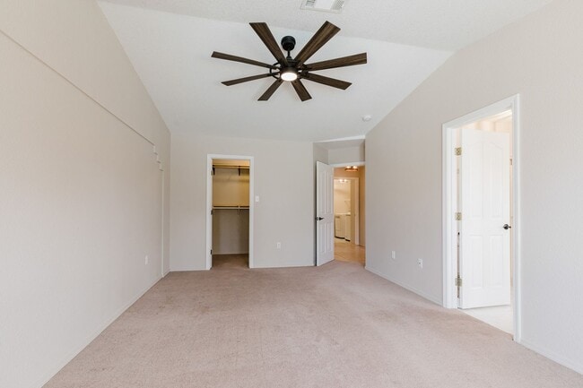 Building Photo - MOVE IN SPECIAL: $500 off the First Month ...