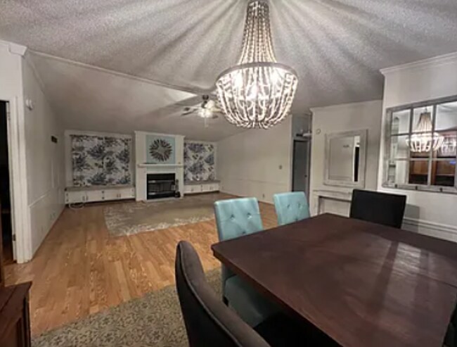 Building Photo - Deluxe Foxwood Farms Manufactored Home on Extra Large Lot