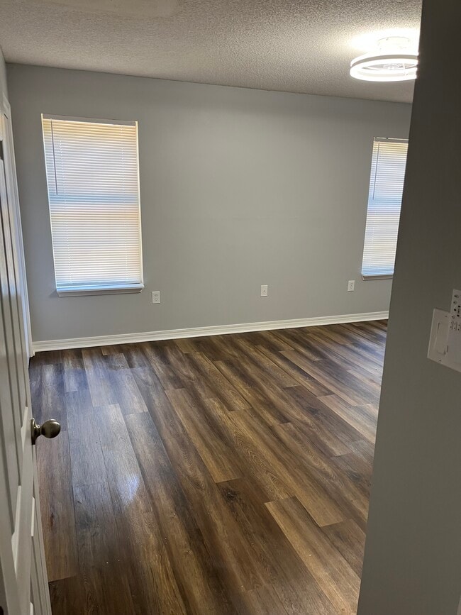 Building Photo - 377 Brookwood Blvd