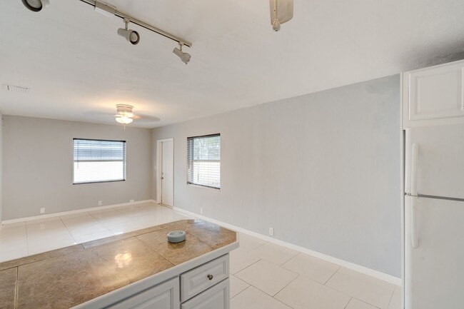 Building Photo - Updated East Delray Duplex | No HOA + Private Yard