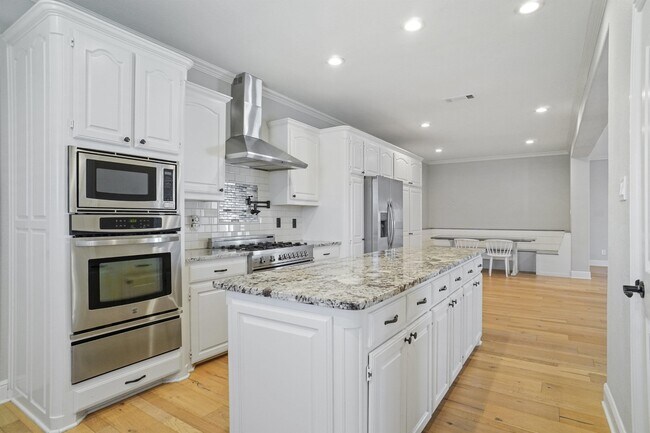 Building Photo - 13297 Roanoke Rd