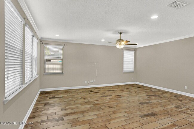 Building Photo - 3821 Coastal Cove Cir