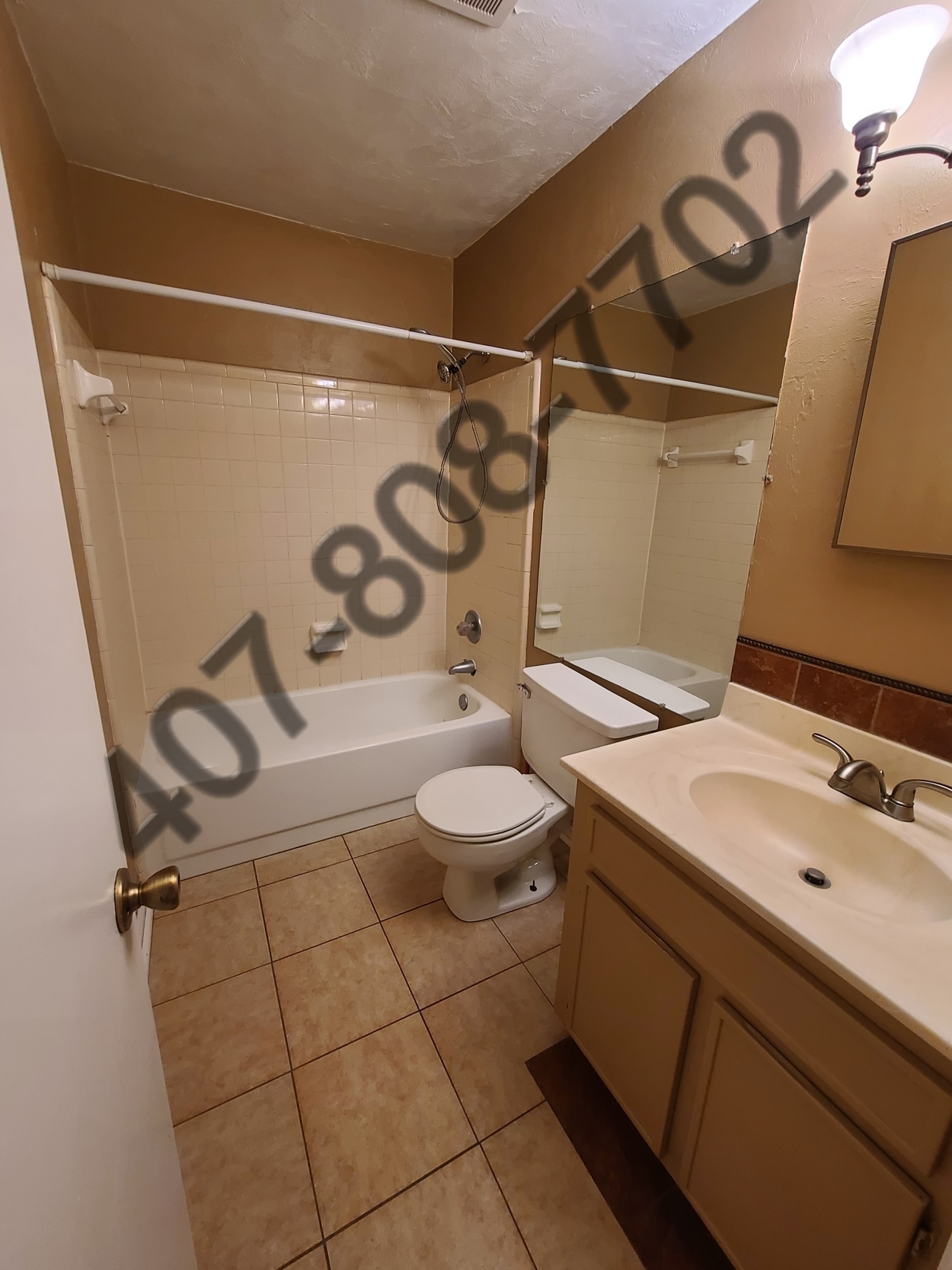 Downstairs bathroom - 1075 Ocala Rd
