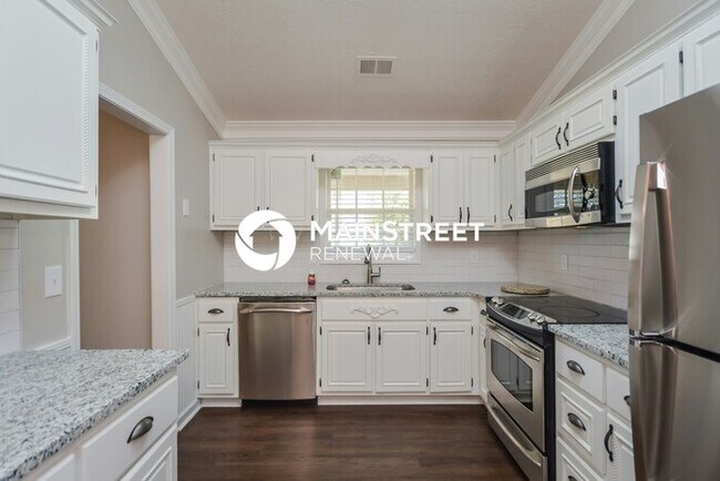 Building Photo - 3 Bedroom Pet-Friendly Home in Covington, ...