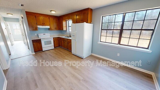 Building Photo - 125 Nann St