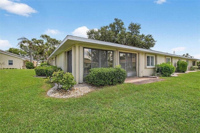 Building Photo - 2221 Ivan Ct