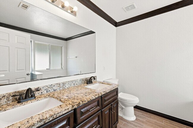 Building Photo - 11826 Ranchwell Cove