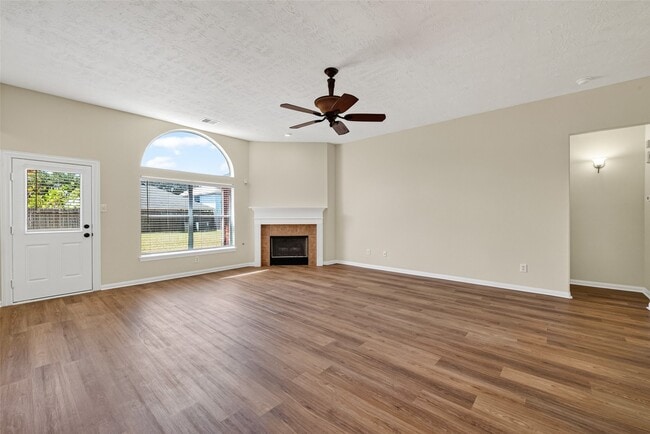Building Photo - 16719 Bishop Knoll Ln