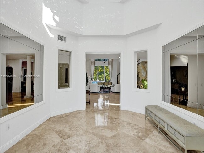 Building Photo - 14321 Jockey Cir