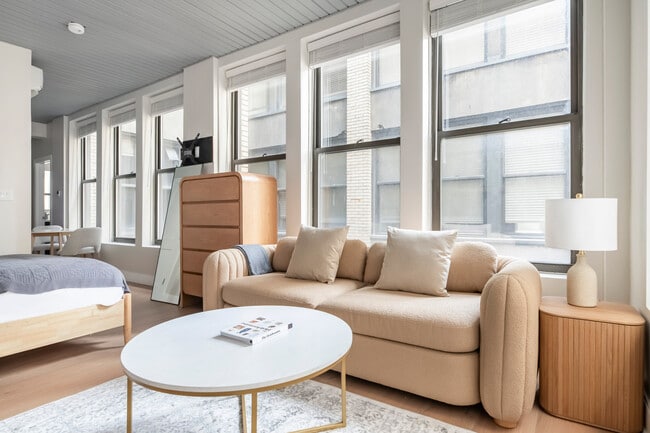 Building Photo - 44 Bromfield St