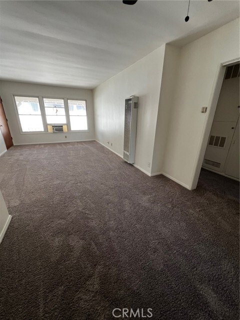 Building Photo - 8326 Sargent Ave