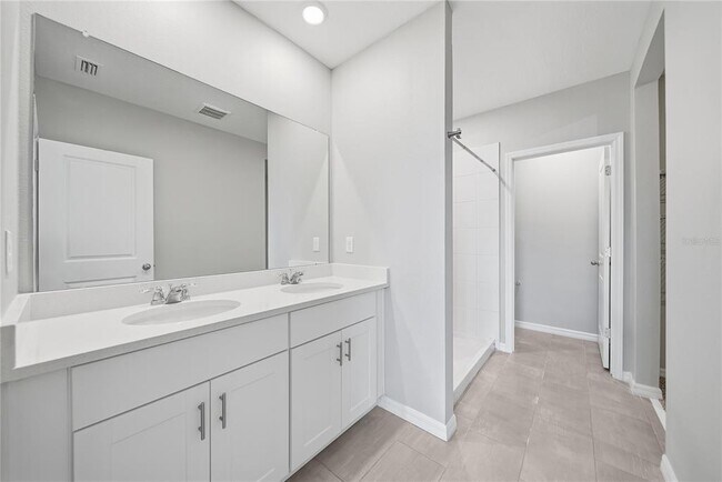 Building Photo - 3132 Shelter Way