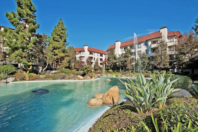 Building Photo - 5865 Friars Rd