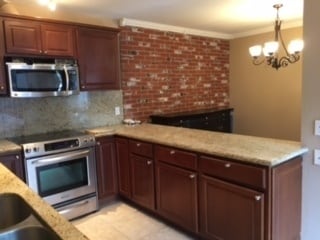 Building Photo - Beautiful 4 Bedroom 2 1/2 Bathroom Northridge Two-Story Condo, Ready for Move-In!