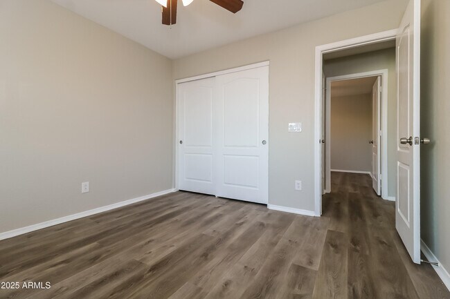 Building Photo - 9015 S 50th Ln