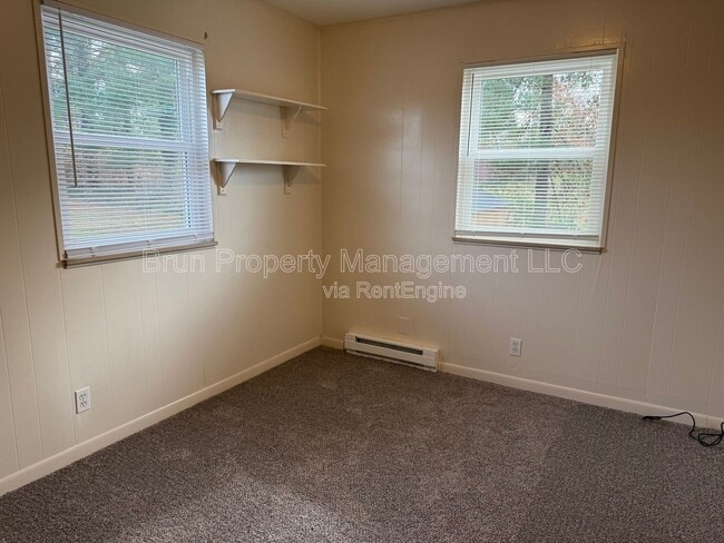 Building Photo - 1420 McArthur Rd