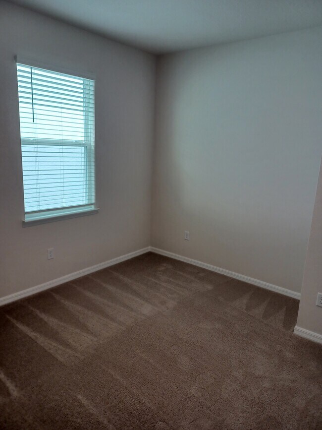 Building Photo - 12067 Kingsley Trl