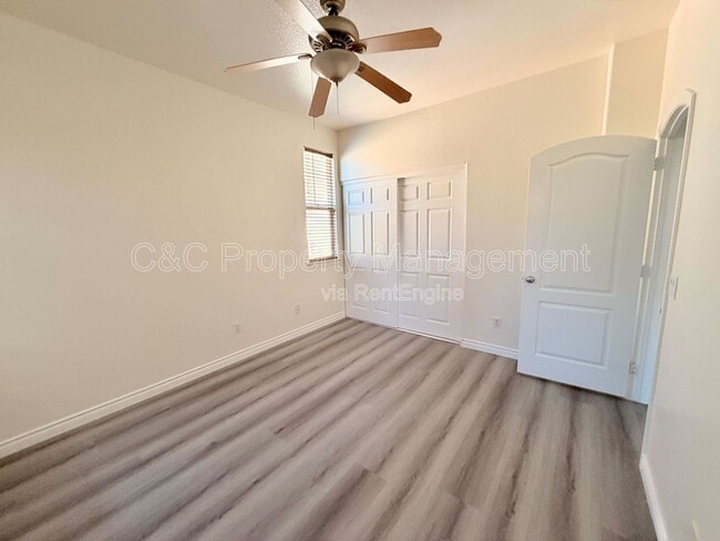 Building Photo - 24724 Ambervalley Ave