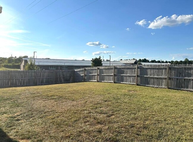 Building Photo - 2601 Hailey Rose Way