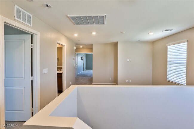 Building Photo - 2465 Bellinzona Pl