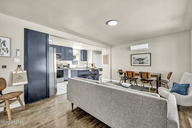 Building Photo - 1678 Ordway Ave