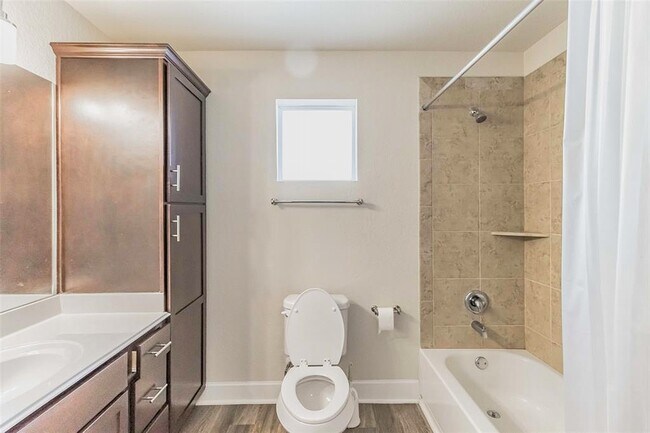 Building Photo - 4339 Cetti St