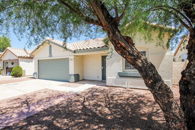 Building Photo - 2031 N 83rd Dr