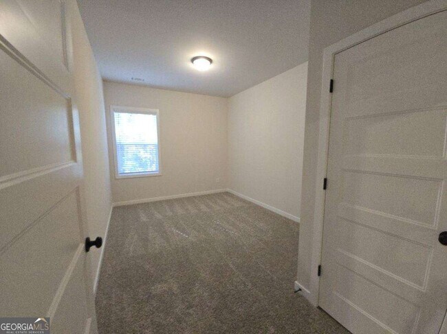 Building Photo - 440 Winding Rose Dr