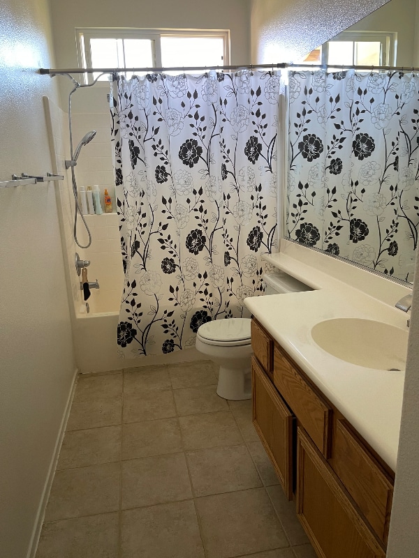 Building Photo - 1002 Calderon Wy