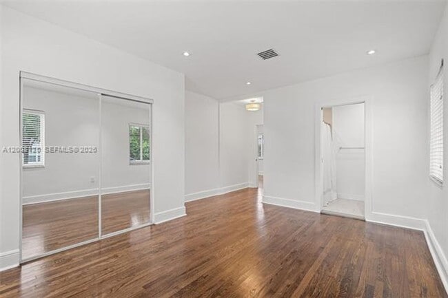 Building Photo - 3500 Ponce de Leon Blvd