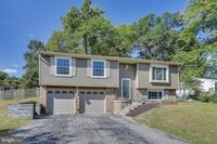 Building Photo - 9217 Briarchip St