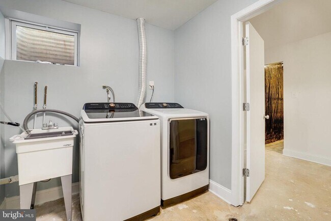Building Photo - 6820 Wheatley Ct
