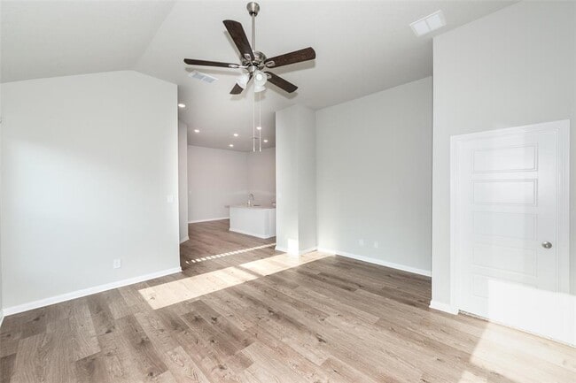 Building Photo - 403 Cross Barn Blvd