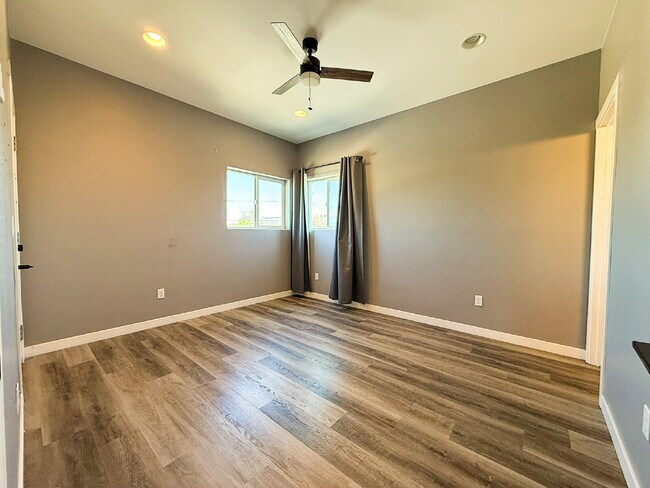 Building Photo - Charming Updated Three-Bedroom Home in Eas...