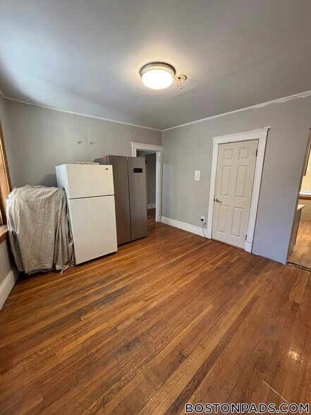 Building Photo - 99 Hancock St