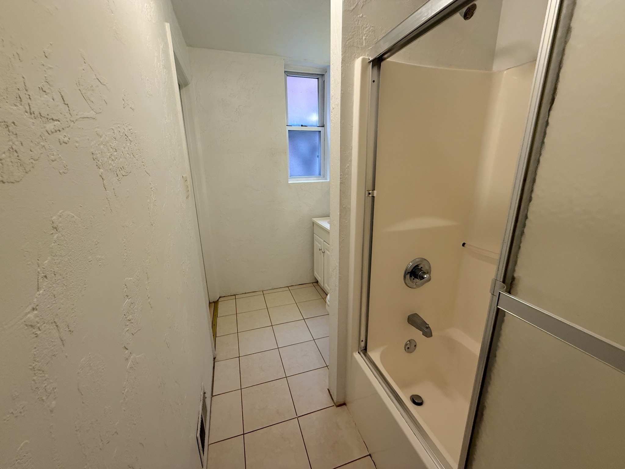 Bathroom - 3615 Dawson St