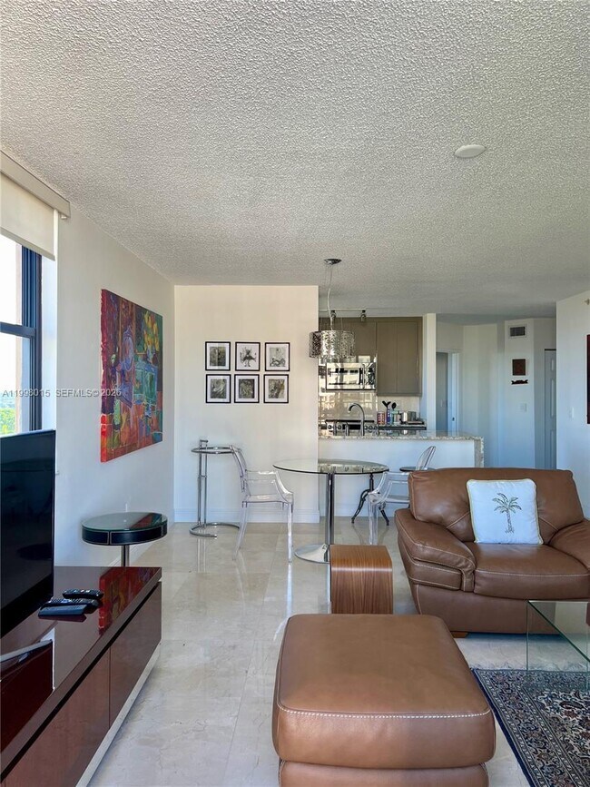 Building Photo - 651 Okeechobee Blvd