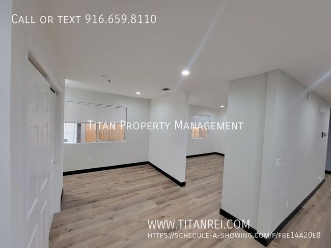 Building Photo - 6245 Dias Ave