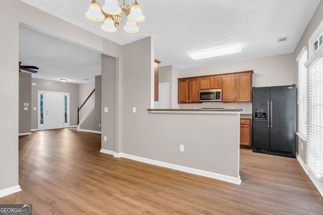 Building Photo - 5313 Paramount View Way NE
