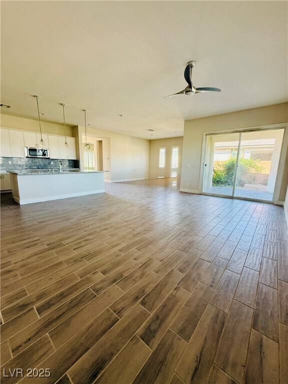 Building Photo - 4775 E Beacon Ridge Dr