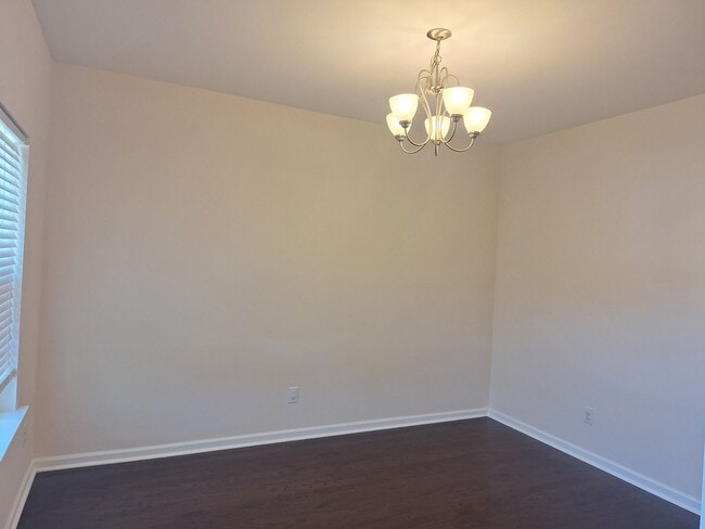 Building Photo - ***HURRY, MOVE IN SPECIAL****Superb Home Located in the Catawba Hills Neighborhood!