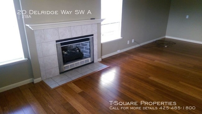 Building Photo - 4408 Delridge Way SW
