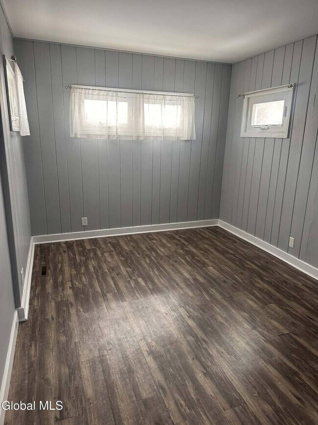 Building Photo - 1687 Avenue A