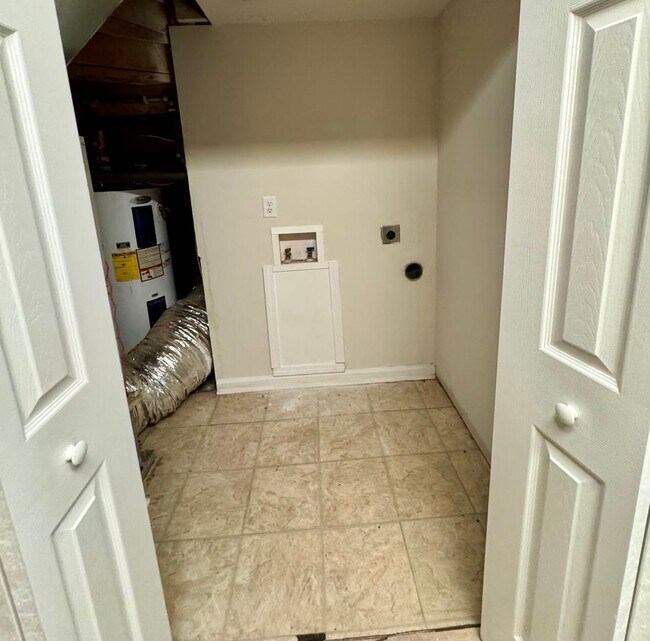 Building Photo - 3216 Joselin Ln