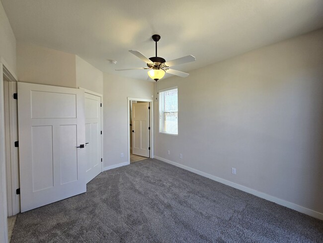 Building Photo - 3161 Viale Tresana Ct