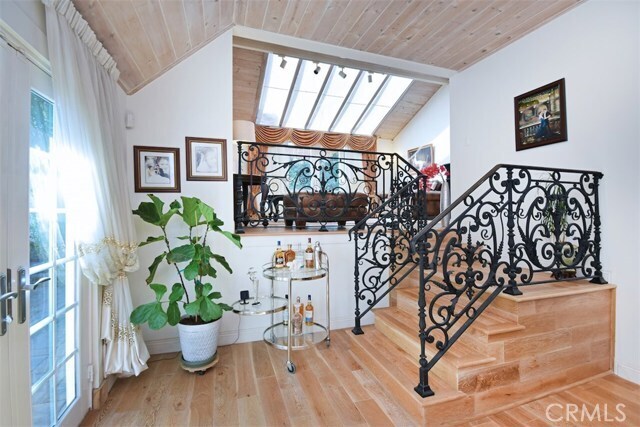 Building Photo - 15128 Valley Vista Blvd