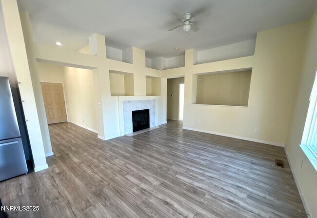Building Photo - 5380 Twin Creeks Dr