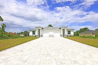 Building Photo - AVAILABLE NOW